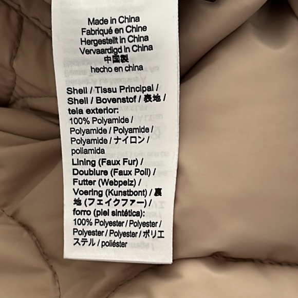 Reversibile Quilted Faux Shearling Jacket in Wet Sand - Picture 8 of 14